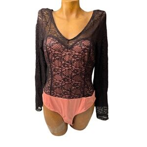 NWOT Bold Elements Lace Body Suit Medium